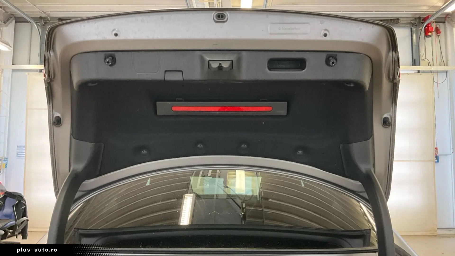 MERCEDES-BENZ CLA 250 e AMG Kamera Sound LED 18 Alcantara