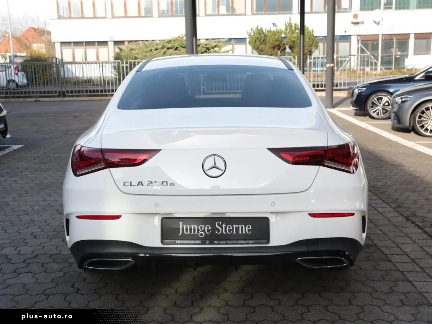 MERCEDES-BENZ CLA 250 e Coupé AMG Night MBUX Navi  Kamera