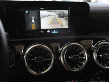 MERCEDES-BENZ CLA 250 e Coupé AMG Night MBUX Navi  Kamera