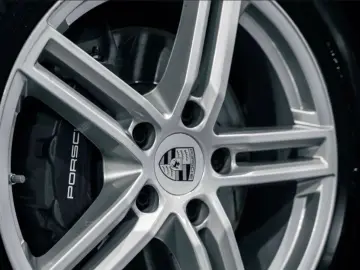 Porsche Panamera 4   Fab.- 05.2025   2.9 Benzina 354 Cp