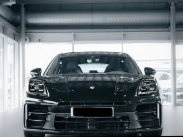 Porsche Panamera 4   Fab.- 05.2025   2.9 Benzina 354 Cp