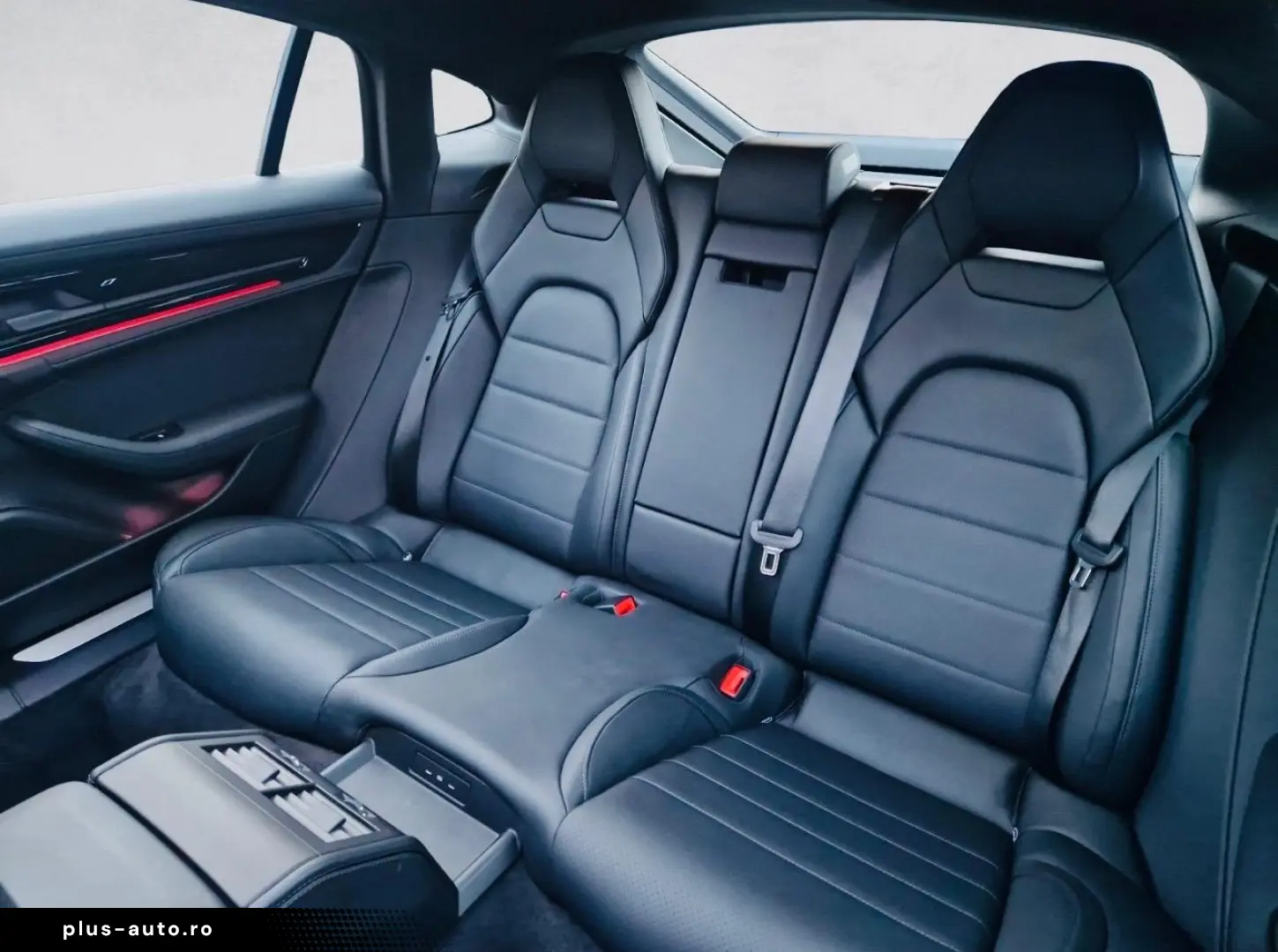 Porsche Panamera 4   Fab.- 05.2025   2.9 Benzina 354 Cp