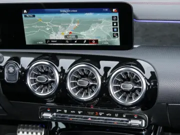 MERCEDES-BENZ CLA 250e AMG NIGHT AMBIENTE MBUX SHZ T&hellip;