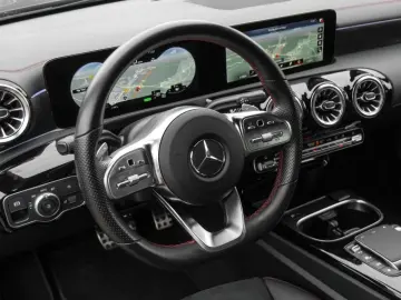 MERCEDES-BENZ CLA 250e AMG NIGHT AMBIENTE MBUX SHZ T&hellip;