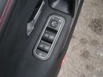 MERCEDES-BENZ CLA 250e AMG NIGHT AMBIENTE MBUX SHZ T&hellip;