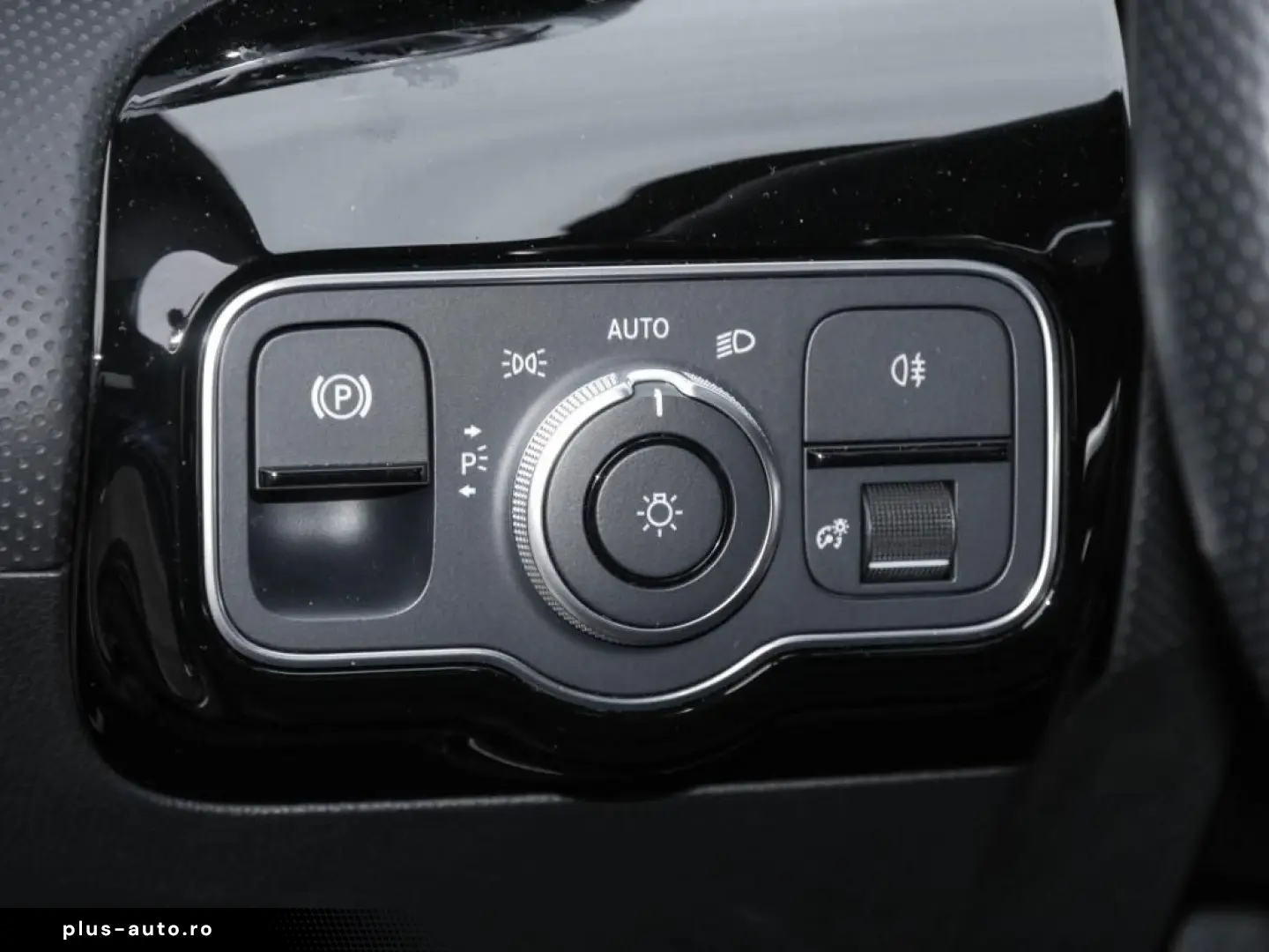 MERCEDES-BENZ CLA 250e AMG NIGHT AMBIENTE MBUX SHZ T&hellip;