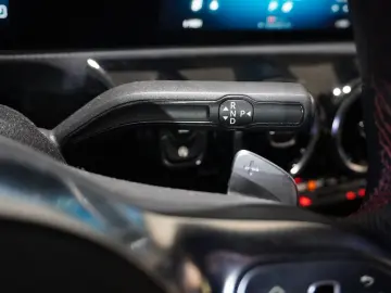 MERCEDES-BENZ CLA 200 COUPE AMG LINE 7G-DCT NAVI SH &hellip;