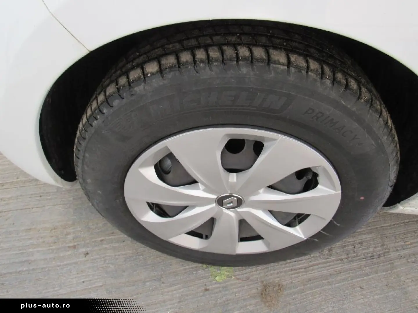 RENAULT ZOE Z.E. 50 R110 equilibre