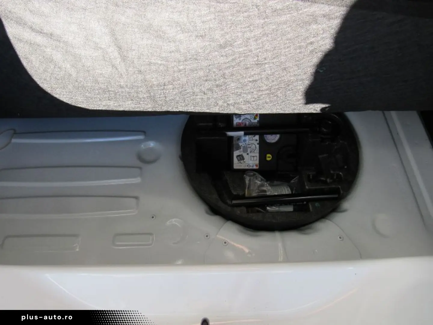 RENAULT ZOE Z.E. 50 R110 equilibre