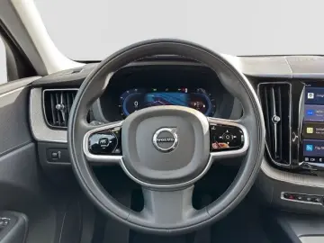 VOLVO XC60 B5 AWD Inscription