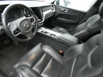 VOLVO XC60 B5  AWD Inscription