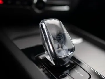 VOLVO XC60 B5 Petrol AWD Inscription H