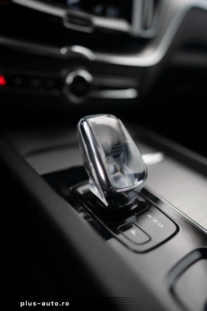 VOLVO XC60 B5 Petrol AWD Inscription H