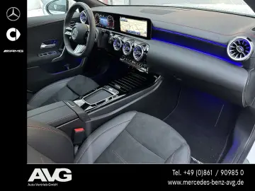 MERCEDES-BENZ CLA 220 d AMG-Premium Pano MBUX Kamera LED