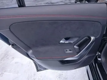 MERCEDES-BENZ CLA 180 - AMG   AHK   LED   Park-Paket&hellip;