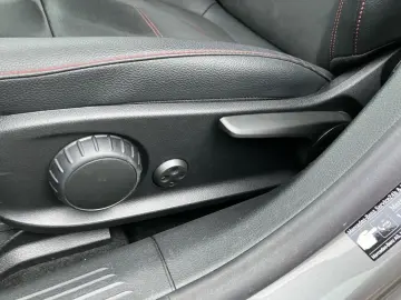 MERCEDES-BENZ CLA 200 Coupé AMG LenkradHz 360 KAM Si&hellip;