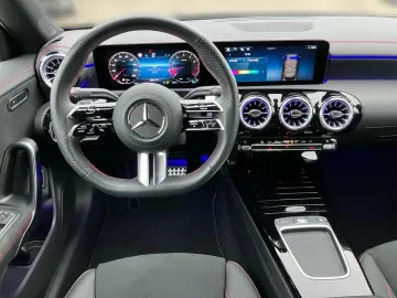 MERCEDES-BENZ CLA 200 Coupé AMG LenkradHz 360 KAM Si&hellip;