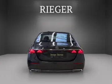 MERCEDES-BENZ E 200 Avantgarde Pano Totwinkel Keyless SHZ 19