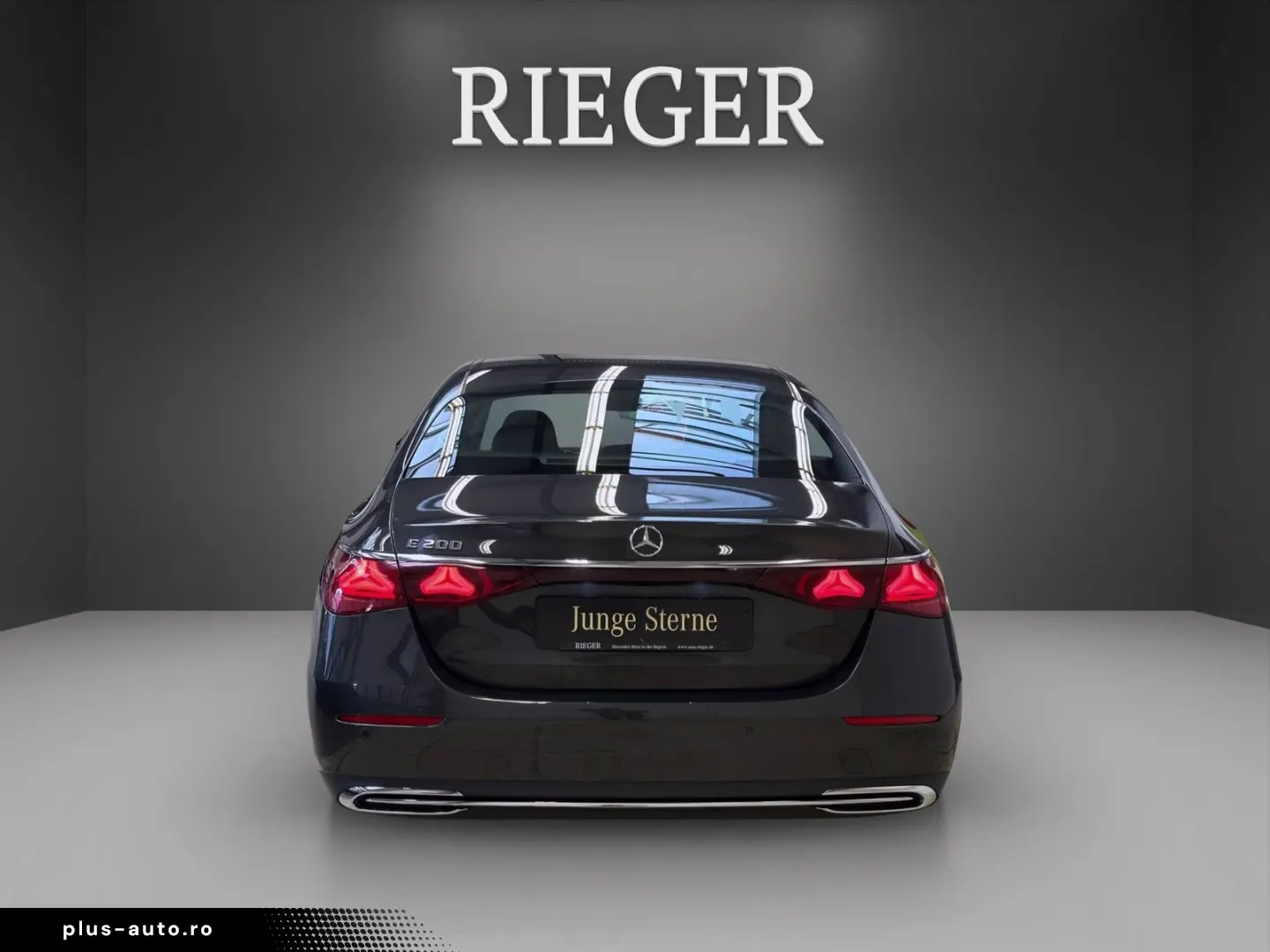 MERCEDES-BENZ E 200 Avantgarde Pano Totwinkel Keyless SHZ 19