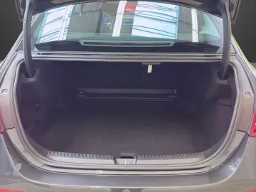 MERCEDES-BENZ E 200 Avantgarde Pano Totwinkel Keyless SHZ 19