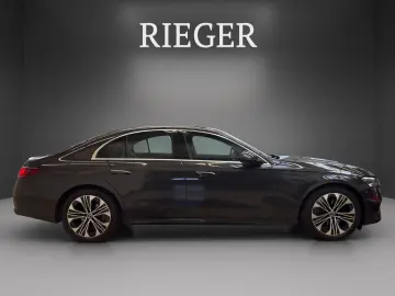 MERCEDES-BENZ E 200 Avantgarde Pano Totwinkel Keyless SHZ 19