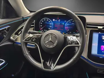 MERCEDES-BENZ E 200 Avantgarde Pano Totwinkel Keyless SHZ 19