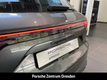 PORSCHE Cayenne GTS
