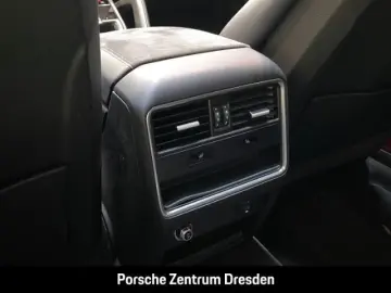 PORSCHE Cayenne GTS
