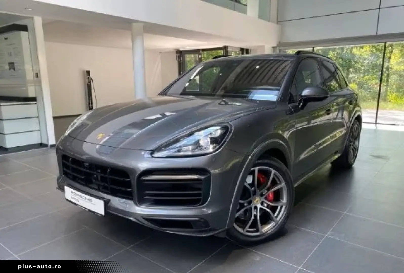 PORSCHE Cayenne GTS