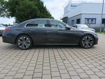 MERCEDES-BENZ E 200 Avantgarde Advanced 19 Zoll Winter-Paket