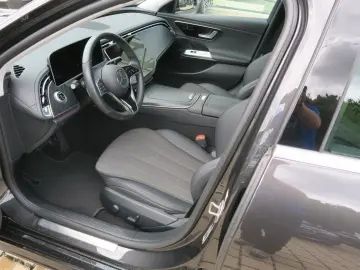 MERCEDES-BENZ E 200 Avantgarde Advanced 19 Zoll Winter-Paket