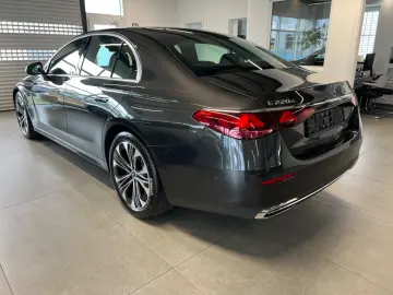 MERCEDES-BENZ E 220 d Avantgarde Advanced
