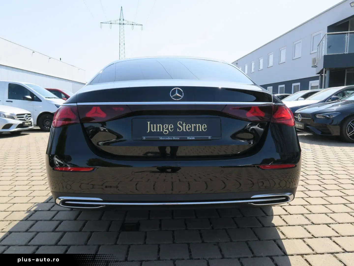 MERCEDES-BENZ E 220 d Avantgarde Advanced Winter-Paket