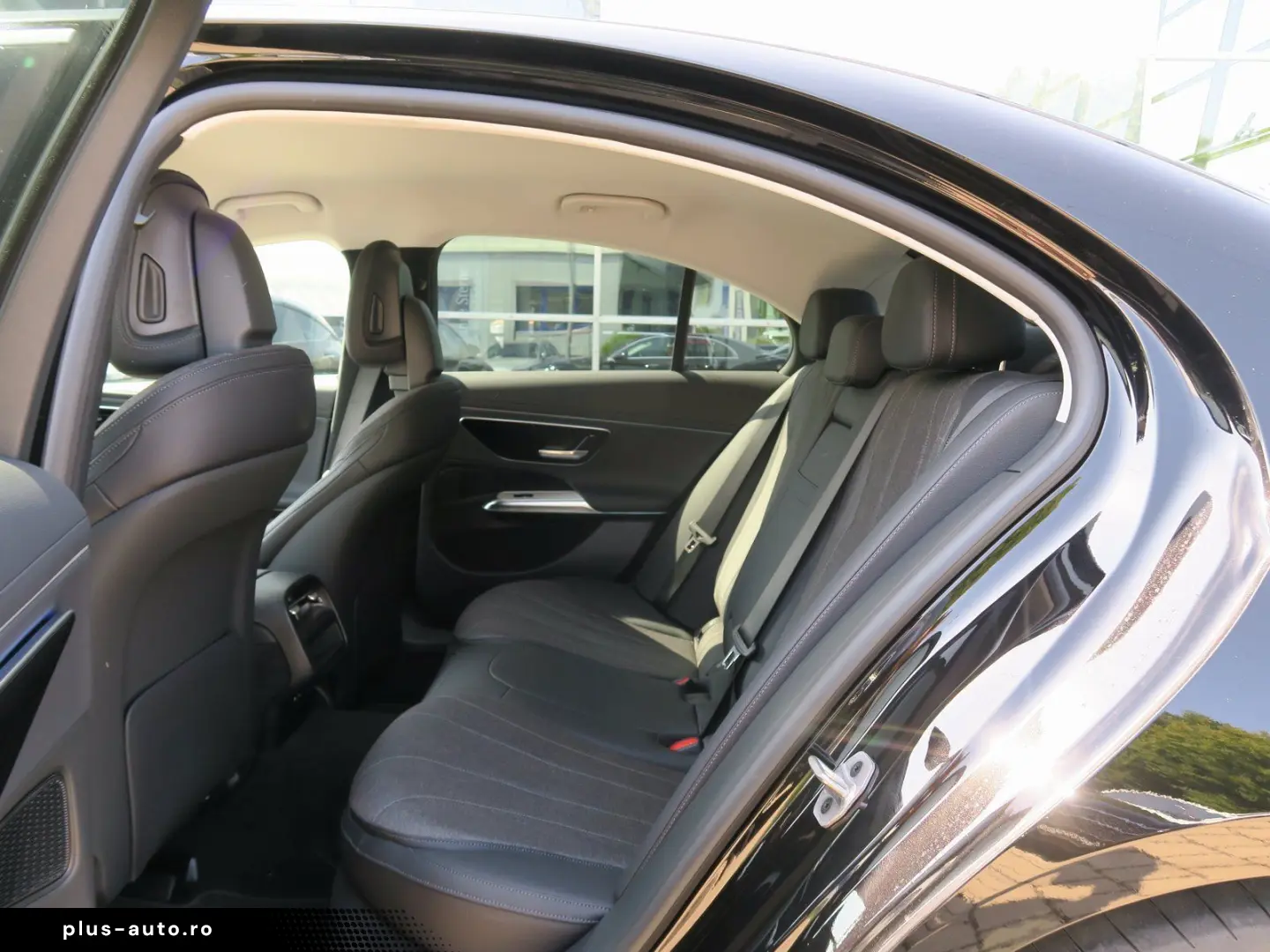 MERCEDES-BENZ E 220 d Avantgarde Advanced Winter-Paket