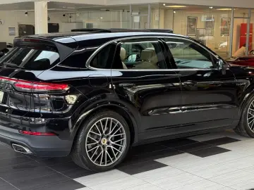 PORSCHE Cayenne E-Hybrid Panorama Head-Up Luftf 360