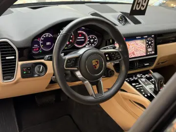 PORSCHE Cayenne E-Hybrid Panorama Head-Up Luftf 360