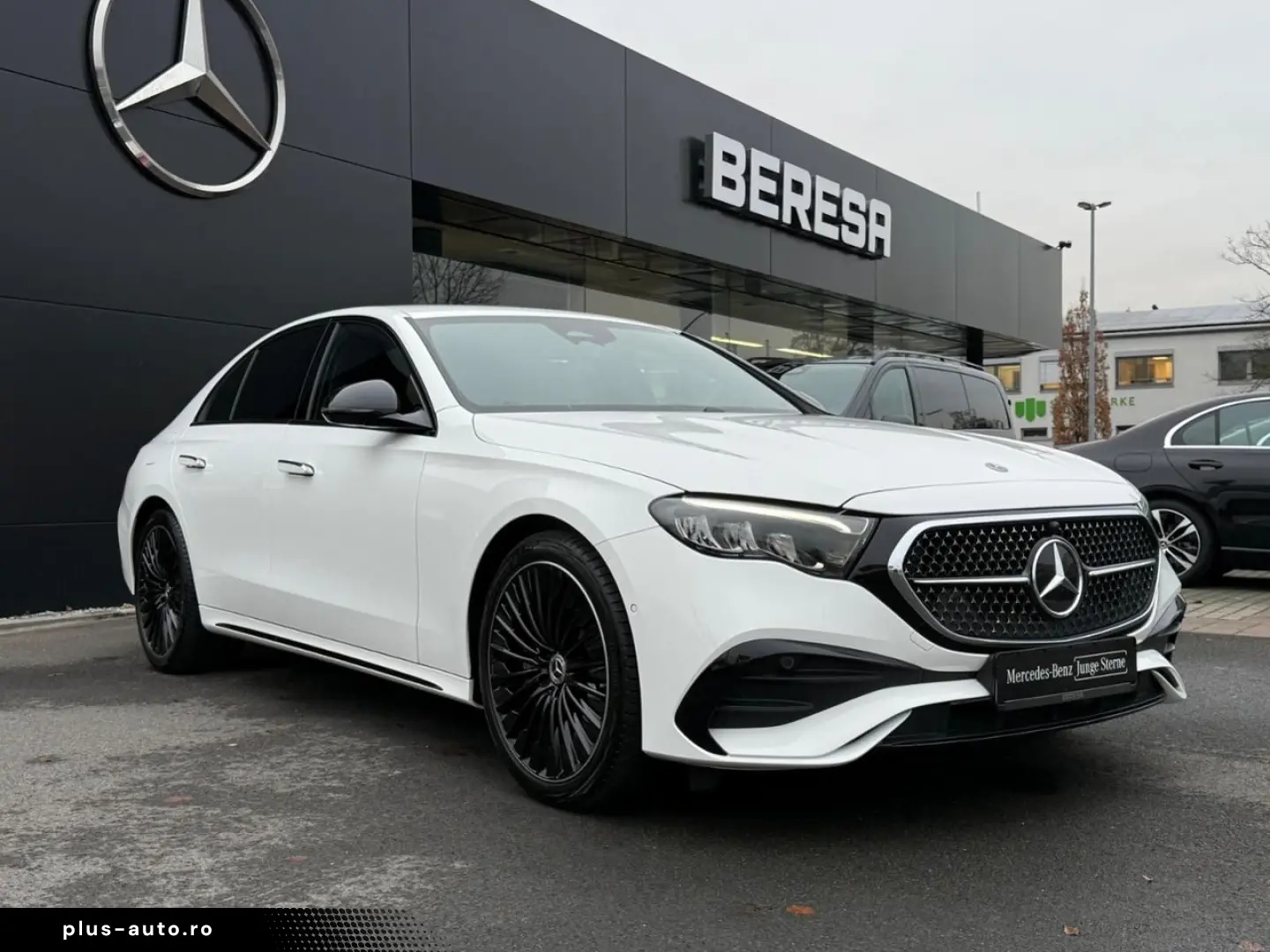 MERCEDES-BENZ E 200 AMG Night 20 Zoll Distronic Winter-P.