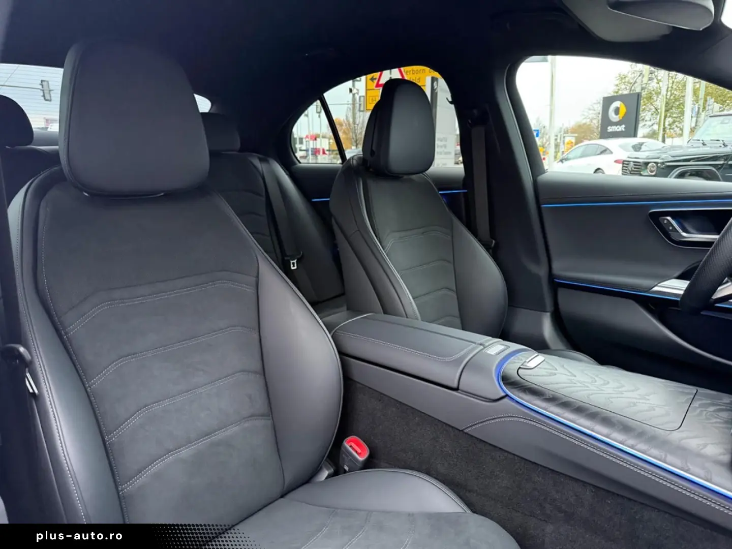 MERCEDES-BENZ E 200 AMG Night 20 Zoll Distronic Winter-P.