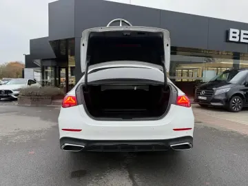 MERCEDES-BENZ E 200 AMG Night 20 Zoll Distronic Winter-P.