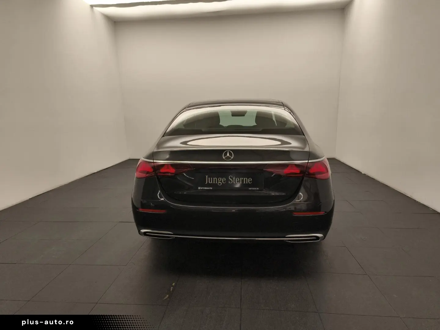 MERCEDES-BENZ E 200 4M Exclusive Superscreen Airmati&hellip;