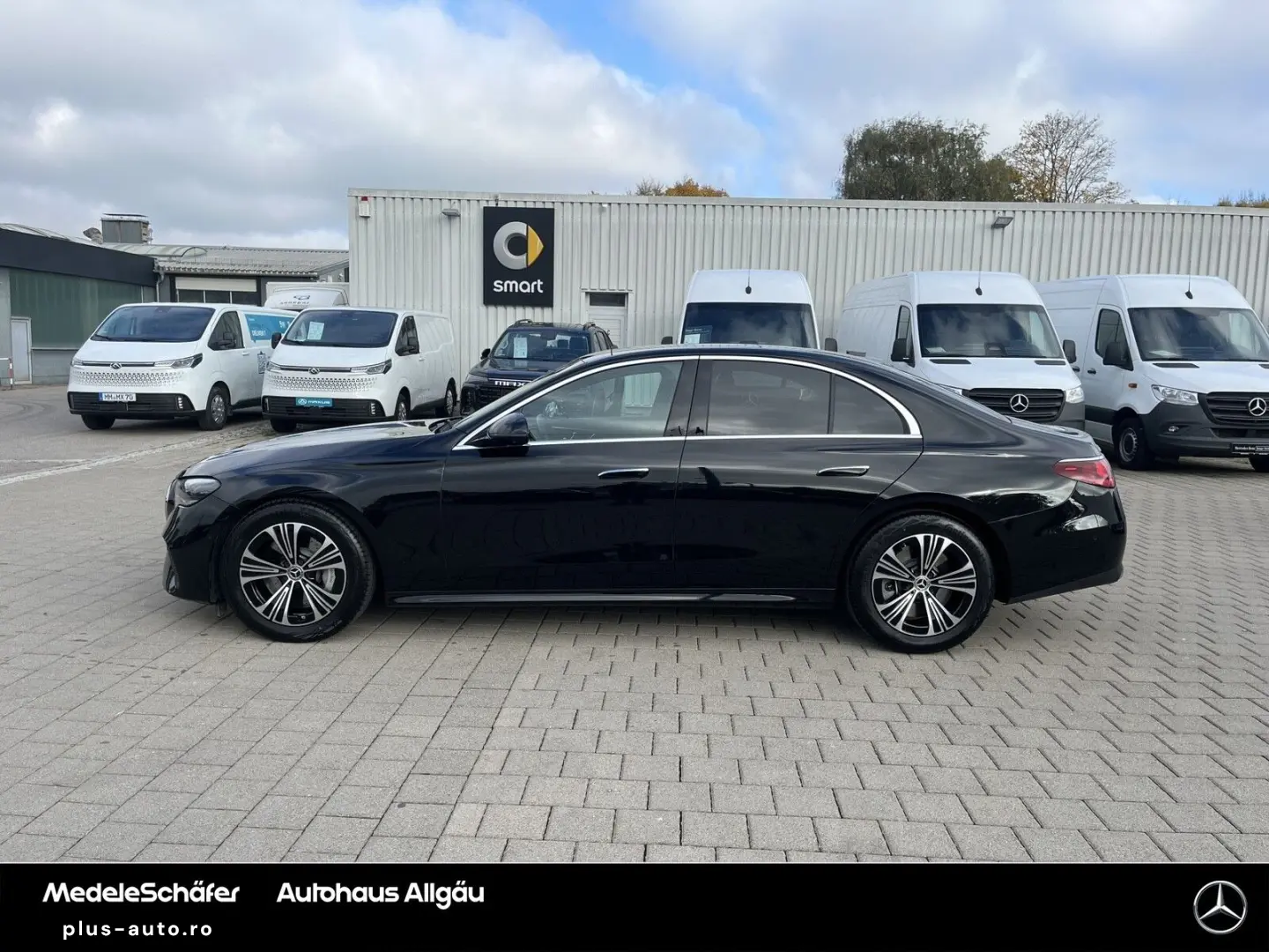MERCEDES-BENZ E 450 4M Avantgarde Pano LEDER Sitzklima 360
