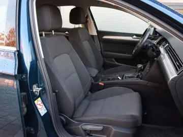 VW Passat Limo 1.5 TSI DSG