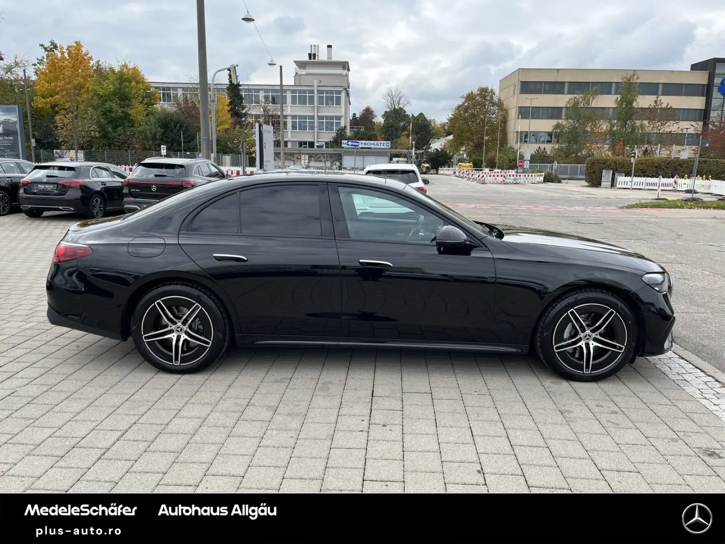 MERCEDES-BENZ E 300 e AMG Night 19  Pano Distronic K&hellip;