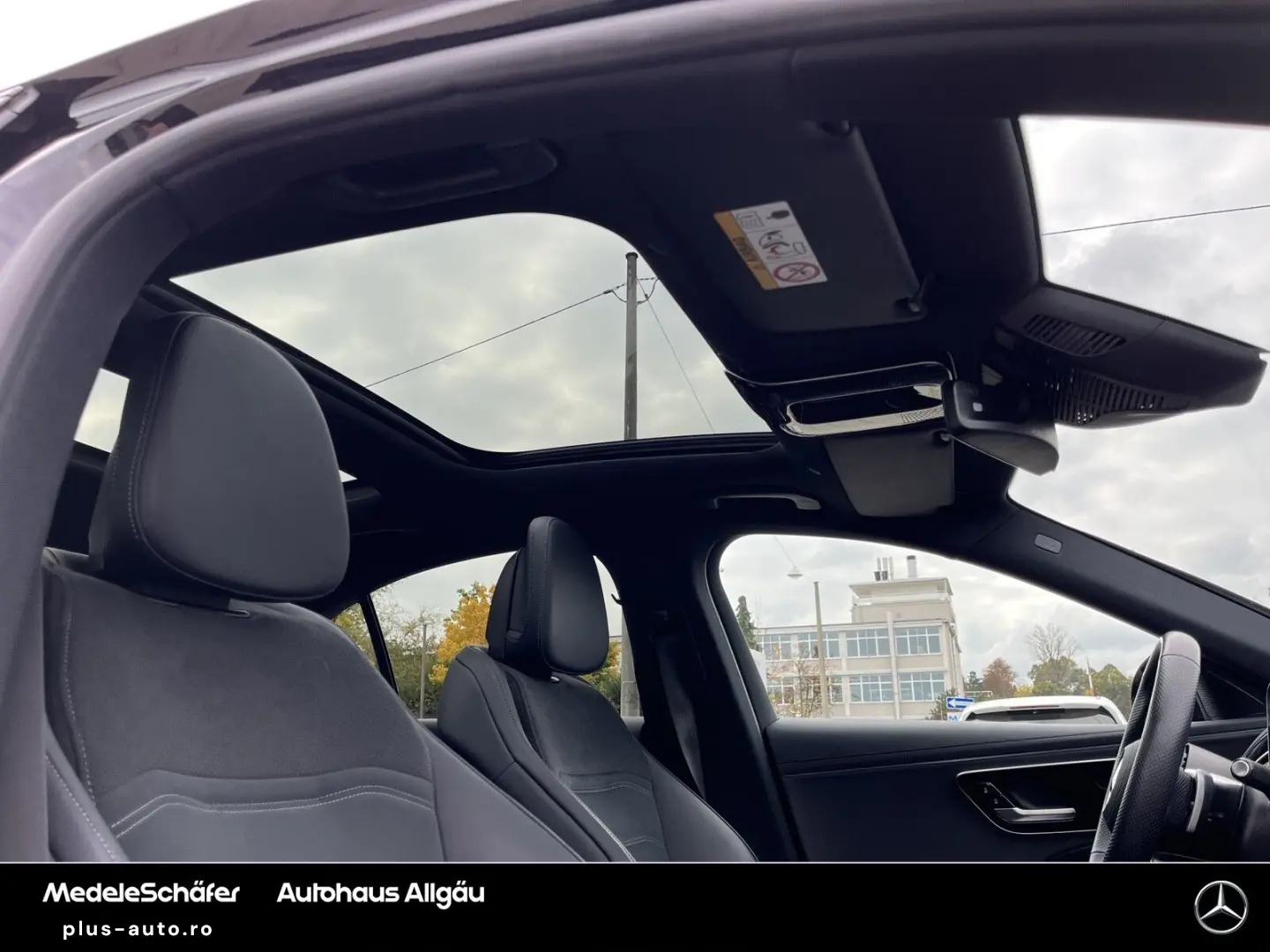 MERCEDES-BENZ E 300 e AMG Night 19  Pano Distronic K&hellip;