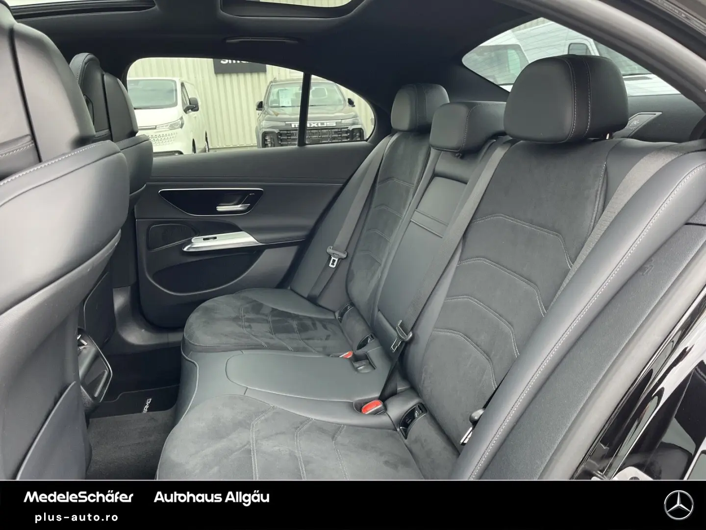 MERCEDES-BENZ E 300 e AMG Night 19  Pano Distronic K&hellip;