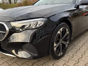 MERCEDES-BENZ E 300 e Avantgarde Kamera Totwinkel Am&hellip;
