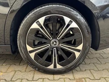 MERCEDES-BENZ E 300 e Avantgarde Kamera Totwinkel Am&hellip;