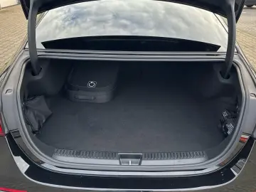 MERCEDES-BENZ E 300 e Avantgarde Kamera Totwinkel Am&hellip;