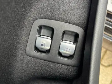 MERCEDES-BENZ E 300 e Avantgarde Kamera Totwinkel Am&hellip;