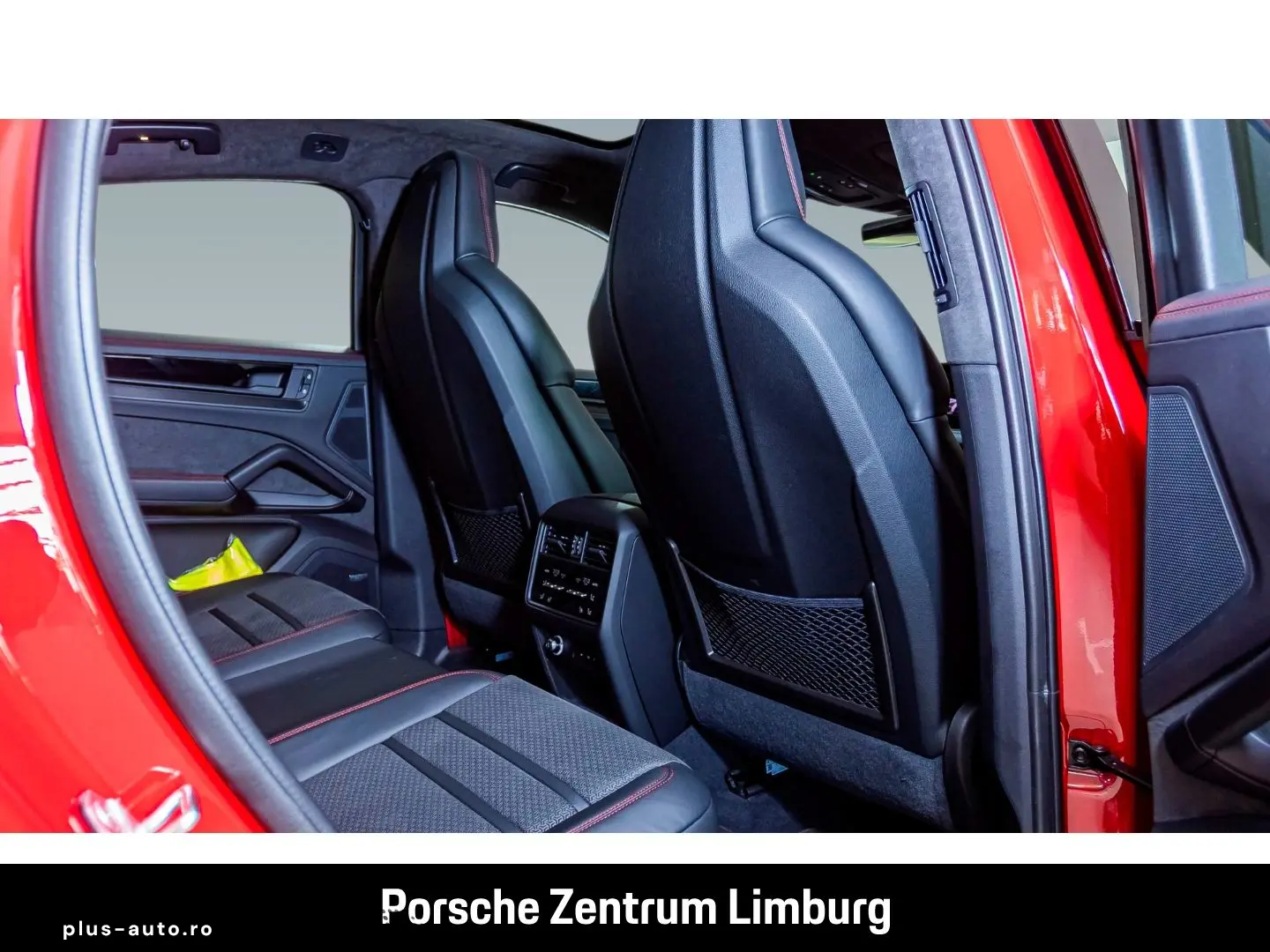 PORSCHE Cayenne GTS Coupe